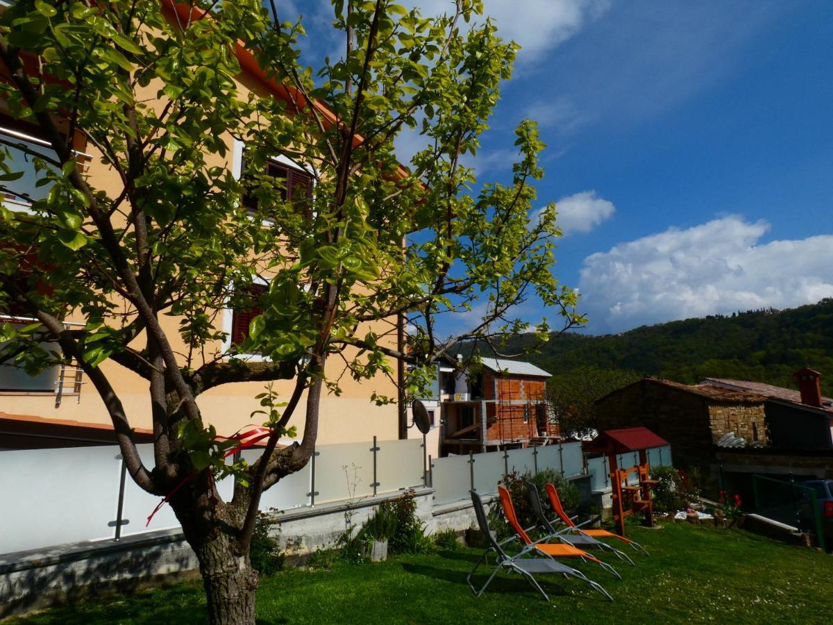 Apartment & Olive Oil Valuma Koper városi község Kültér fotó